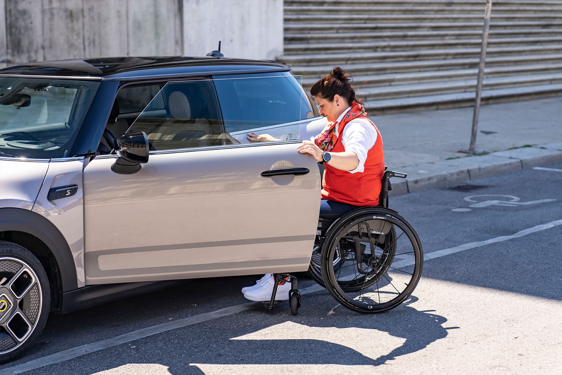 MINI e-liikuvus – juhitavus – puudega juhid